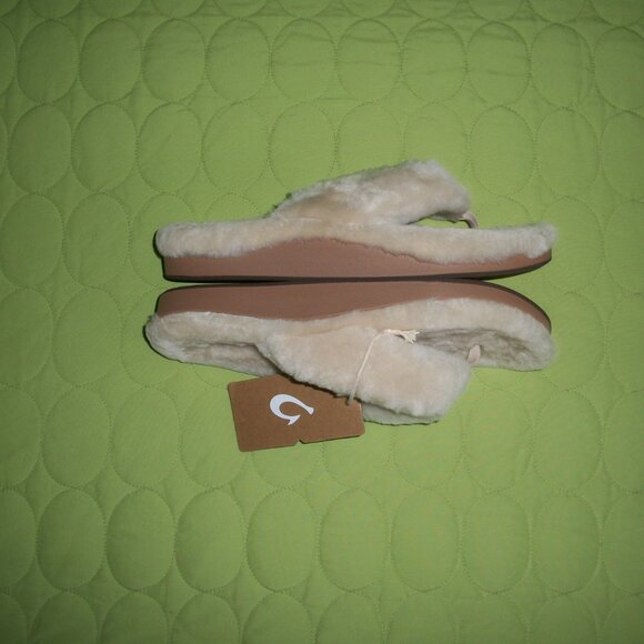 NWT OluKai Kipea Heu Flip Flop, Fluffy Shearling Foam Bed Thong Slippers/Sandals - Picture 8 of 12